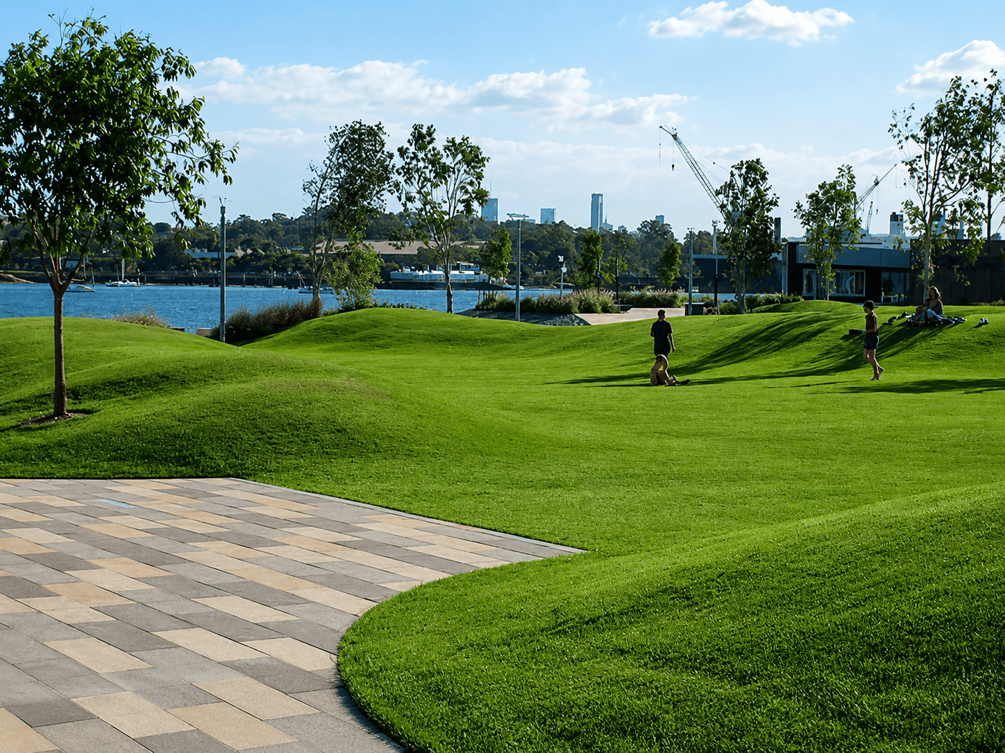 Artificial turf suitable for landscaping