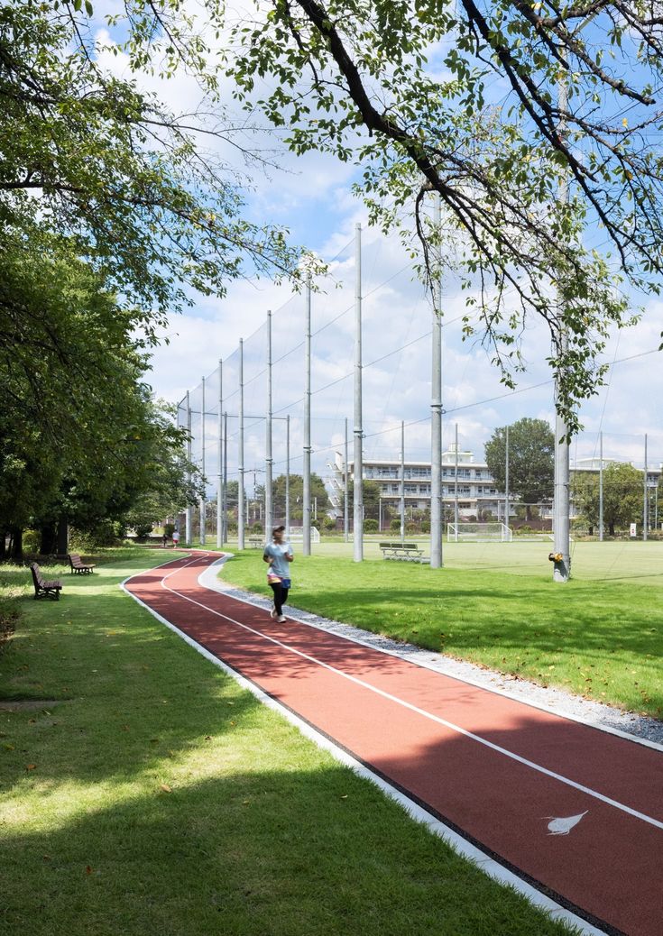Beijing municipal park resilient landscape trail surfacing project
