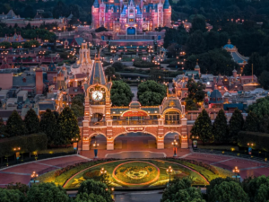 shanghai-disneyland-theme-hotel-artificial-turf-project-01-grass-focus